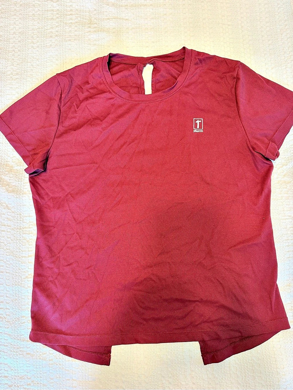 1st Phorm Short Sleeve Athletic Top in Red